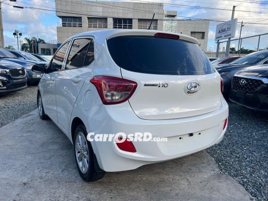 Hyundai Grand i10 Carros en venta