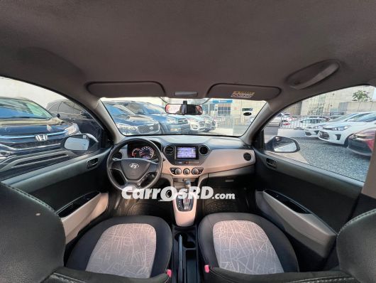 Hyundai Grand i10 Carros en venta