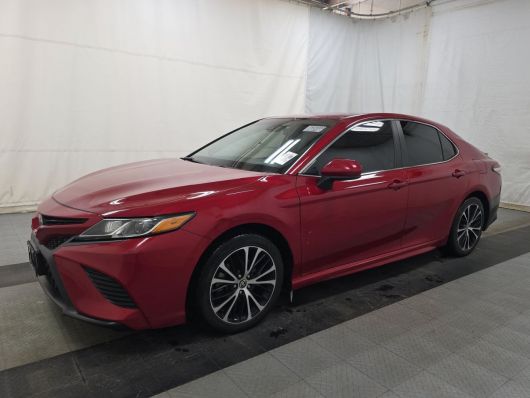 Toyota Camry SE en venta
