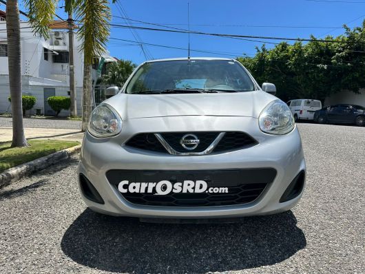 Nissan March Carros en venta