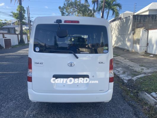 Toyota Town Ace Minivan en venta