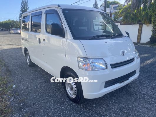 Toyota Town Ace Minivan en venta