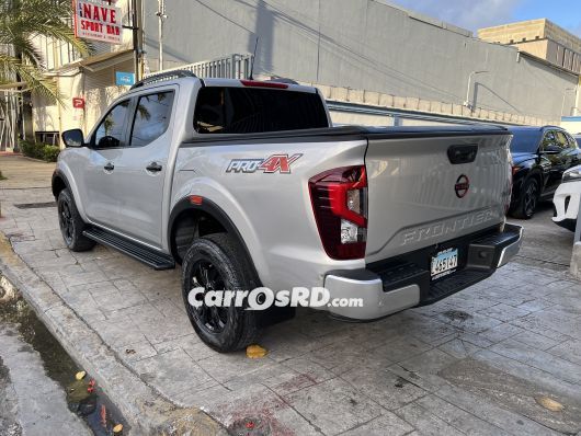 Nissan Frontier Camioneta en venta