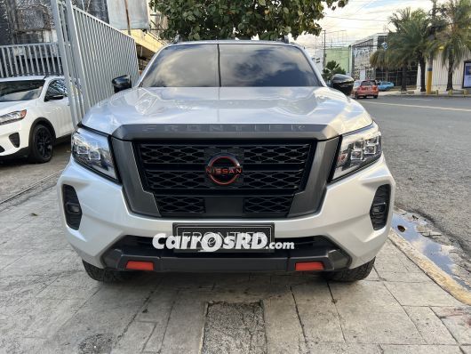Nissan Frontier Camioneta en venta