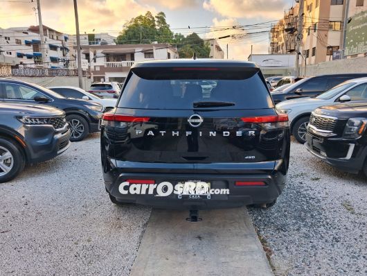 Nissan Pathfinder Jeepeta en venta
