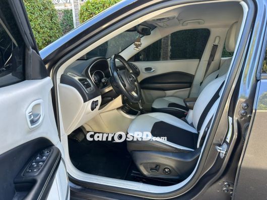 Jeep Compass Jeepeta en venta