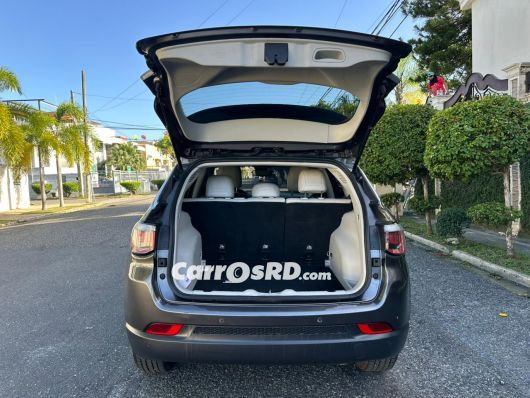 Jeep Compass Jeepeta en venta