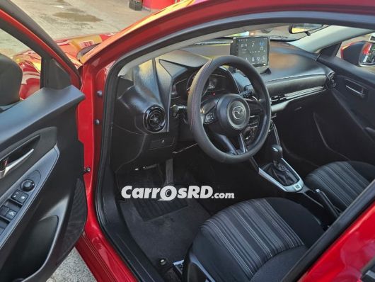 Mazda Demio Hatchback en venta