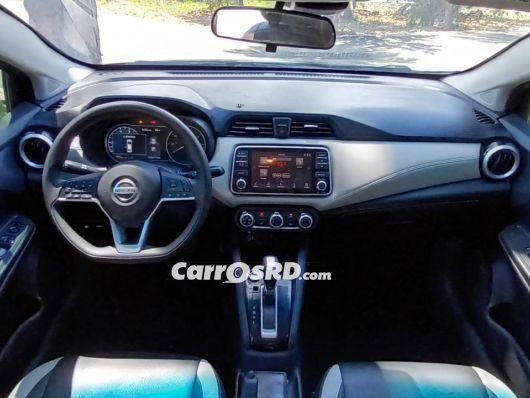 Nissan Versa Carros en venta