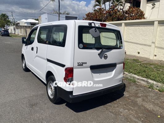 Nissan NV Minivan en venta