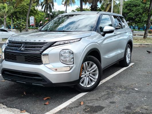 Mitsubishi Outlander SE en venta
