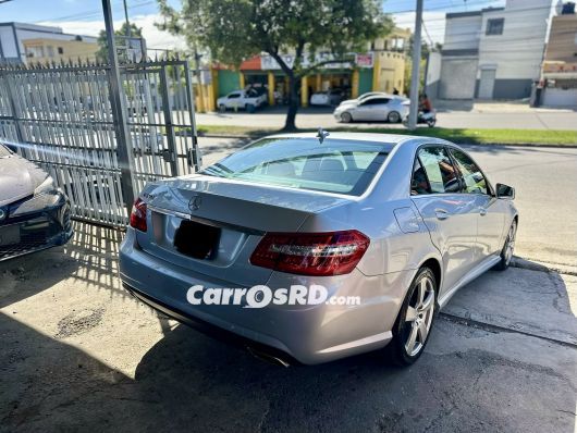 Mercedes-Benz Clase E Carros en venta