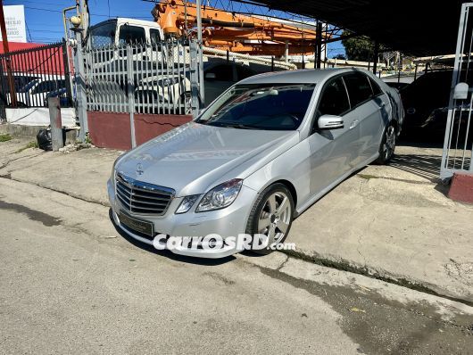 Mercedes-Benz Clase E Carros en venta