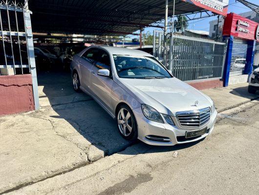 Mercedes-Benz Clase E 300 en venta