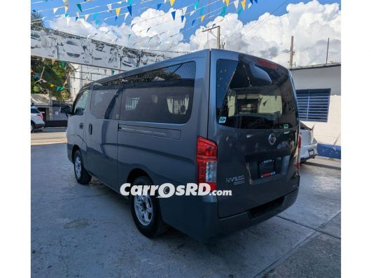 Nissan NV Minivan en venta
