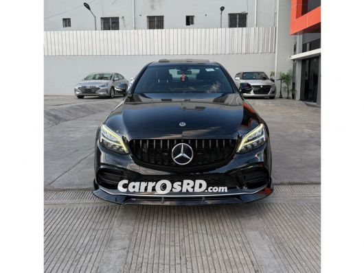 Mercedes-Benz Clase C Carros en venta