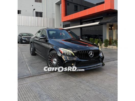 Mercedes-Benz Clase C Carros en venta