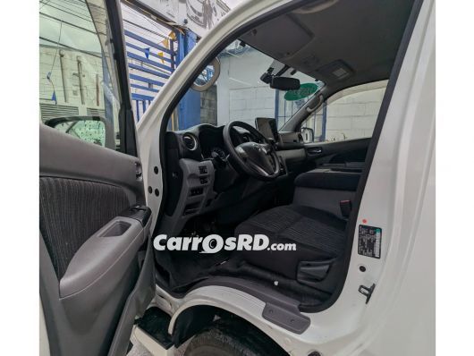 Nissan NV Minivan en venta