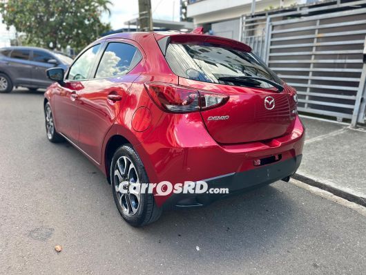 Mazda Demio Hatchback en venta