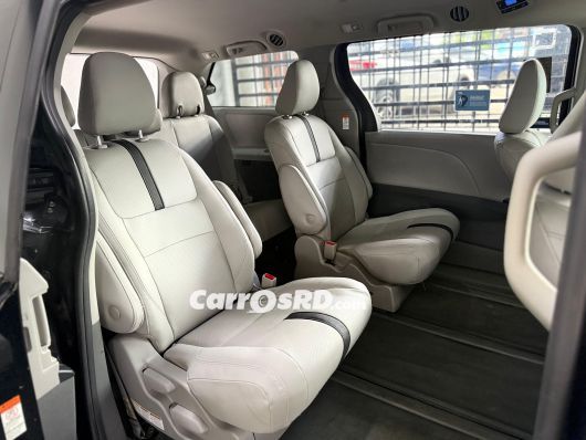 Toyota Sienna Minivan en venta