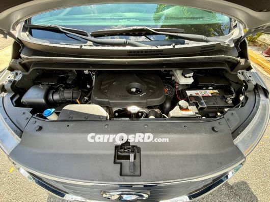 Hyundai Grand Starex Minivan en venta