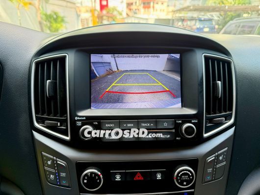 Hyundai Grand Starex Minivan en venta