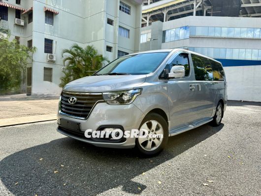 Hyundai Grand Starex Minivan en venta