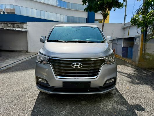 Hyundai Grand Starex Básico
