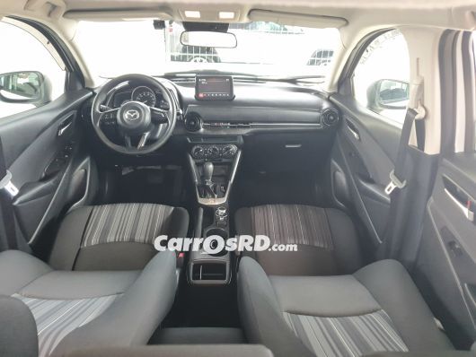 Mazda 2 Carros en venta