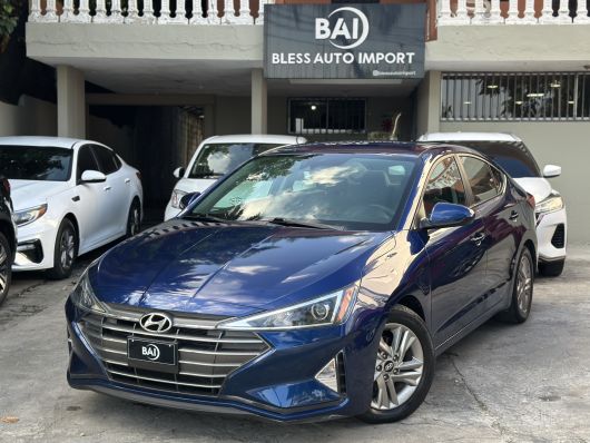 Hyundai Elantra SEL en venta