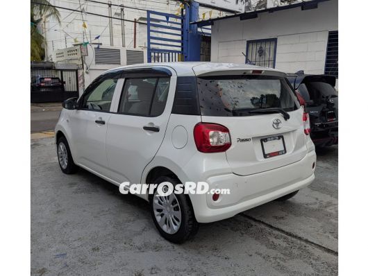 Toyota Passo Hatchback en venta
