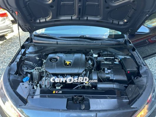 Hyundai Elantra Carros en venta