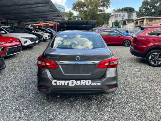 Nissan Sentra Carros en venta