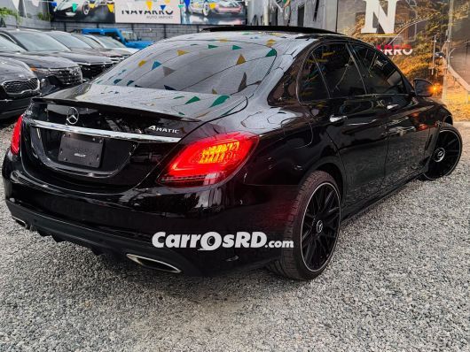 Mercedes-Benz Clase C Carros en venta