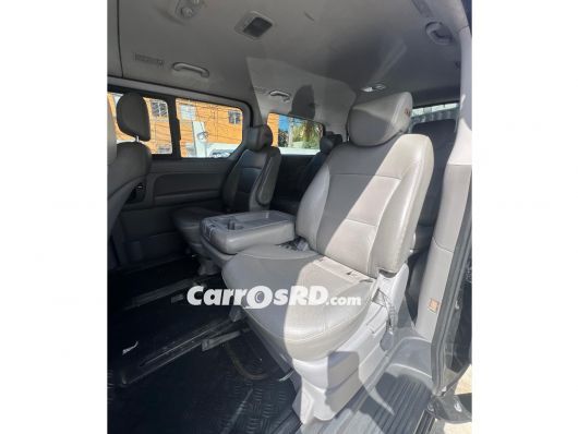 Hyundai Grand Starex Minivan en venta