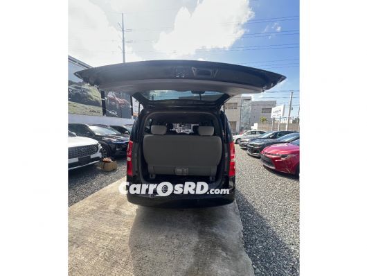 Hyundai Grand Starex Minivan en venta