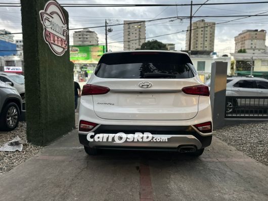 Hyundai Santa Fe Jeep en venta