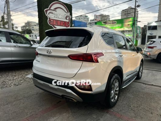 Hyundai Santa Fe Jeep en venta