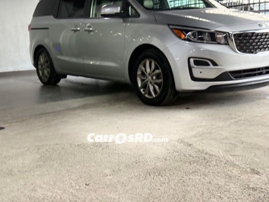 Kia Sedona Minivan en venta