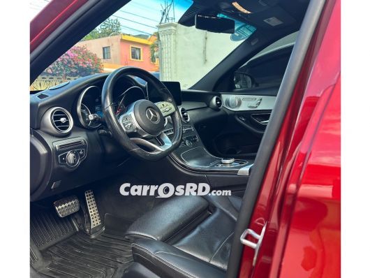 Mercedes-Benz Clase C Carros en venta