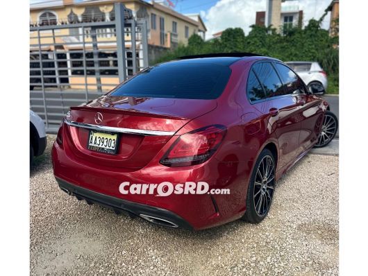 Mercedes-Benz Clase C Carros en venta