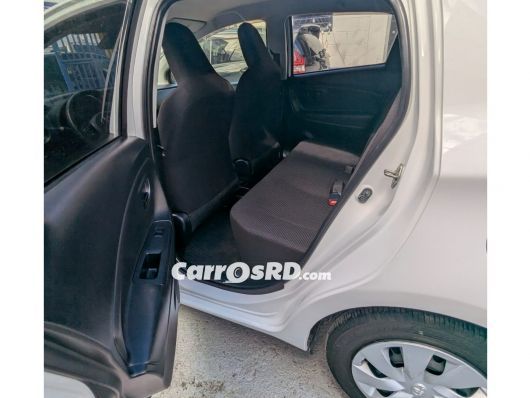 Toyota Vitz Hatchback en venta