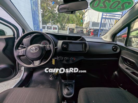 Toyota Vitz Hatchback en venta