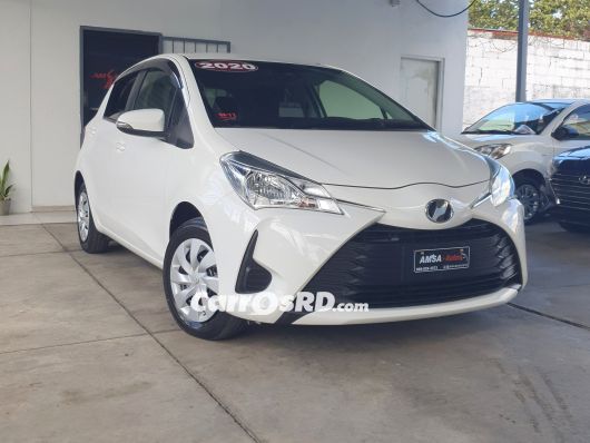 Toyota Vitz Carros en venta