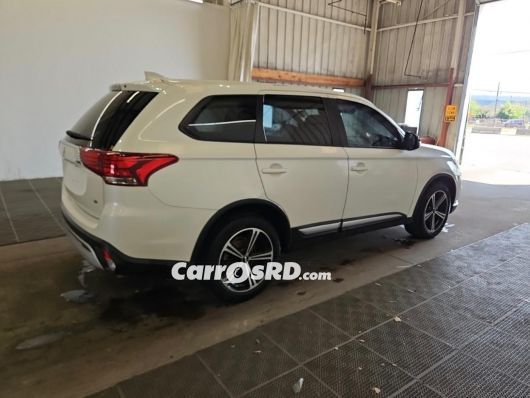 Mitsubishi Outlander Jeepeta en venta
