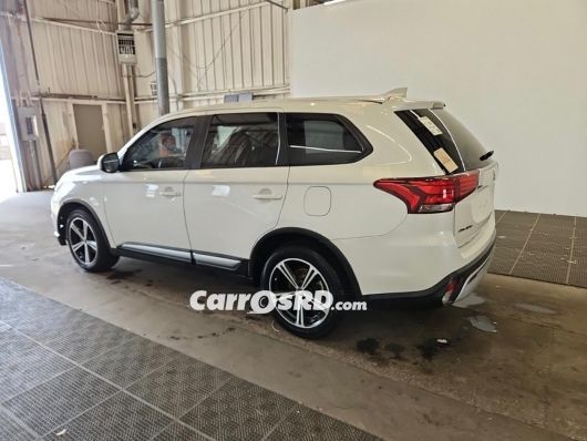 Mitsubishi Outlander Jeepeta en venta