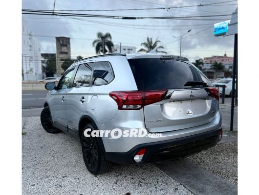 Mitsubishi Outlander Jeepeta en venta