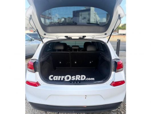 Hyundai Elantra Carros en venta