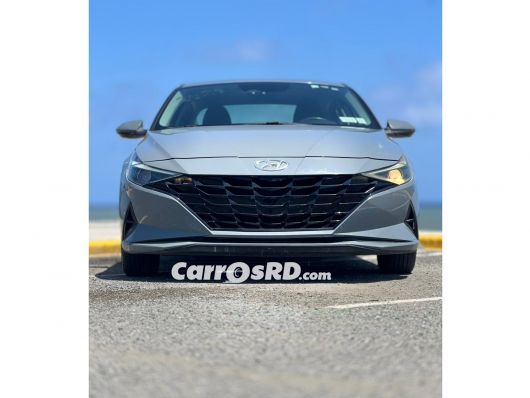 Hyundai Elantra Carros en venta