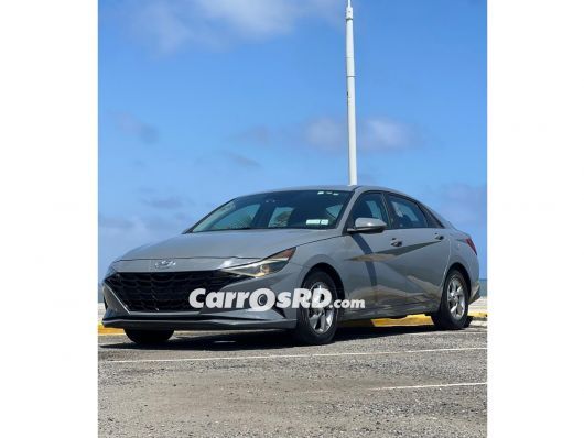 Hyundai Elantra Carros en venta